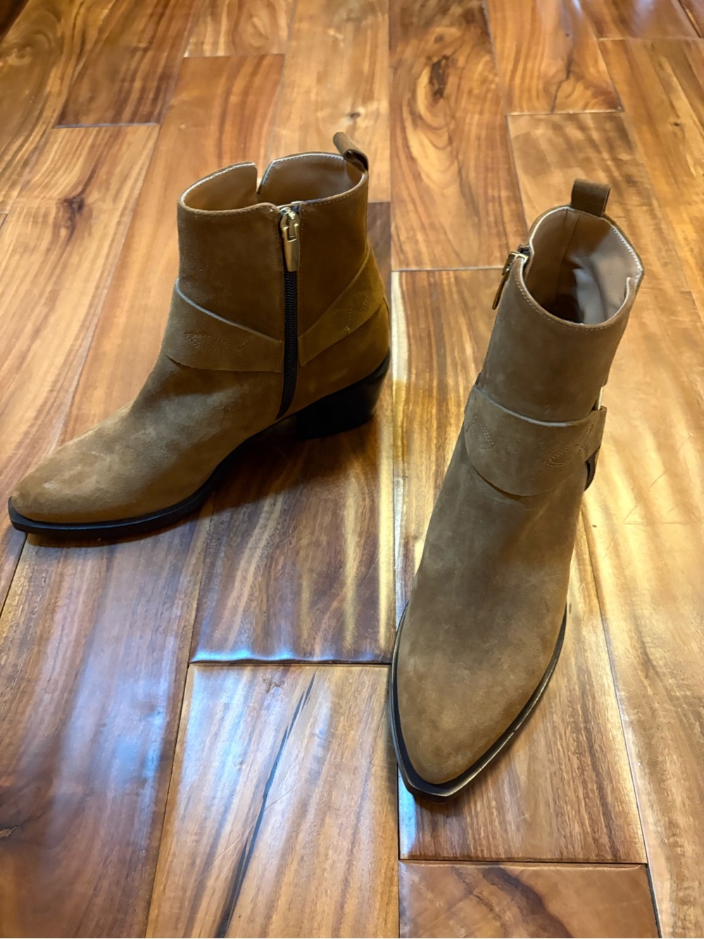 New Brown Sude Ankle Boots Made in Italy Gold buckle- Stitch Detail short Heel